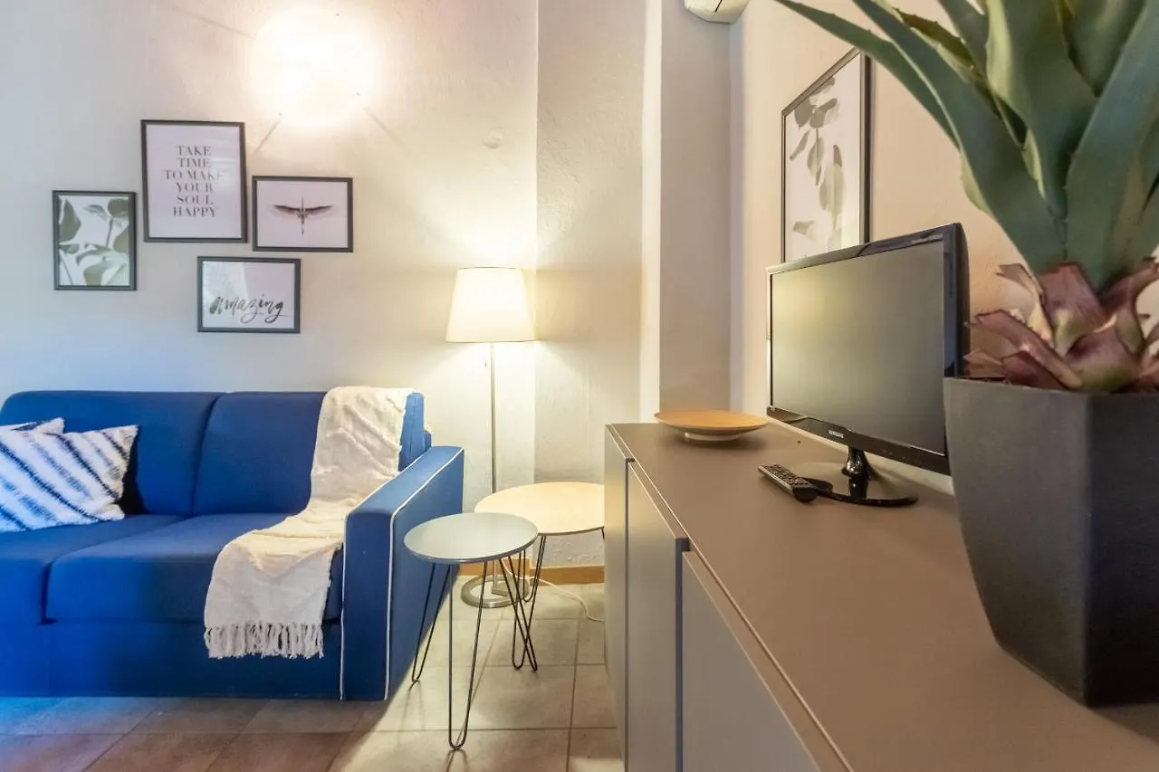 Blue Attic - Historical Como City Center By Rent All Como Apartamento